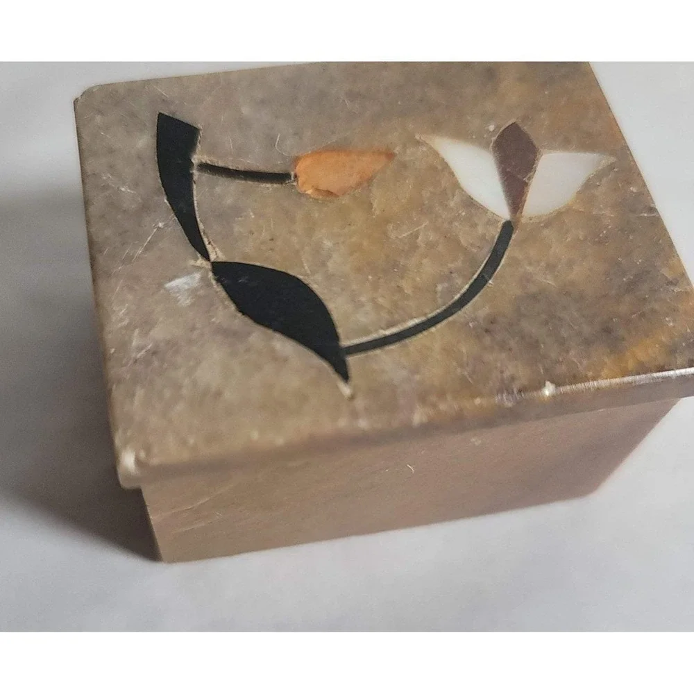 Small Brown Soap Stone Trinket Box Floral Inlay‎ Rectangle Lidded Made In India